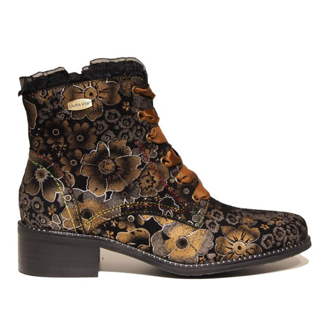 Laura Vita Emcmao 45 Emcmao 45 large