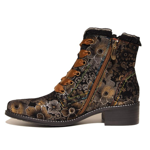 Laura Vita Emcmao 45 Emcmao 45 large