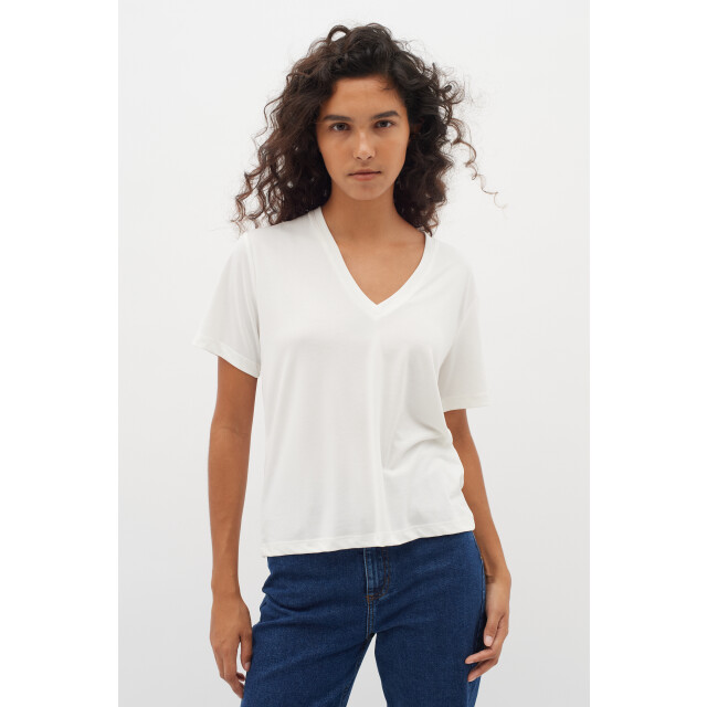 InWear Iw liliana base v-neck IW Liliana Base V-Neck/110701 Whisper White large