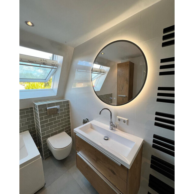 Vtw Living Badkamerspiegel rond 80 cm met verlichting en verwarming metalen rand - 3059291 large