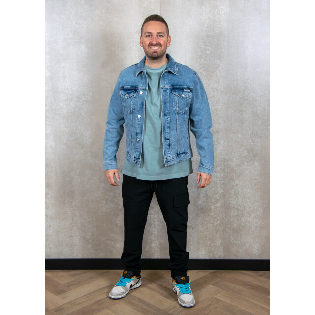 Calvin Klein Slim denim jacket 146.30.0023 large