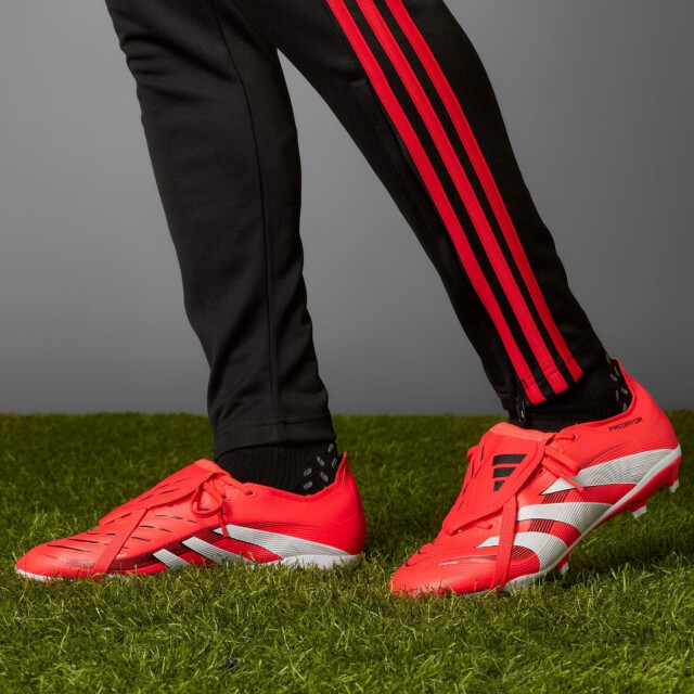 Adidas Voetbalschoenen ID1319 large