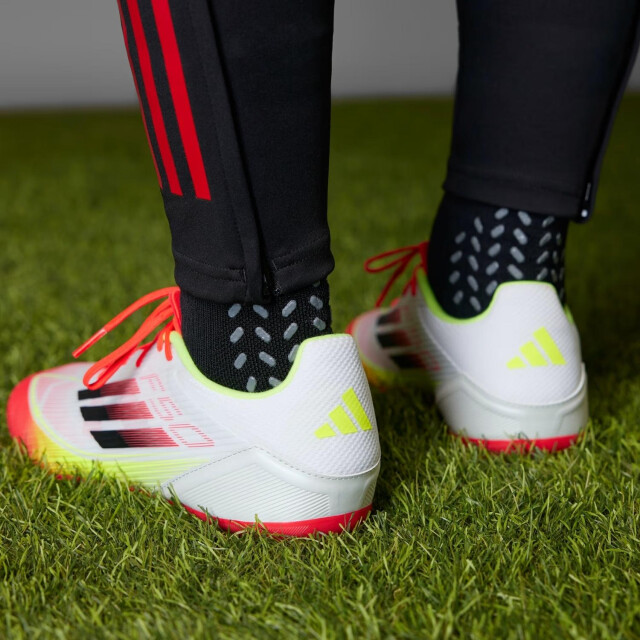Adidas Voetbalschoenen IE1289 large