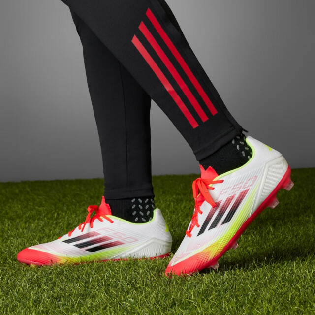 Adidas Voetbalschoenen IE1289 large