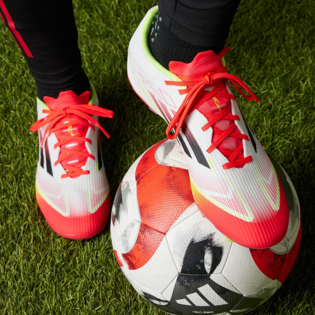 Adidas Voetbalschoenen IE1289 large