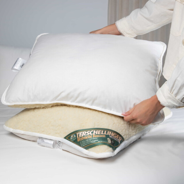Terschellinger Wolweelde Terschellinger wollen vacht hoofdkussen iws gecertificeerd zuiver wolbolletjes 3059739 large