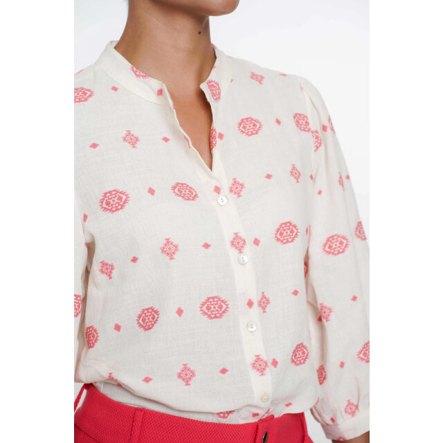 Geisha 53176-70 010 blouse embroidery off-white/coral 53176-70 010 large