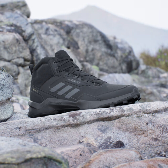 Adidas Wandelsneakers heren HP7401 large