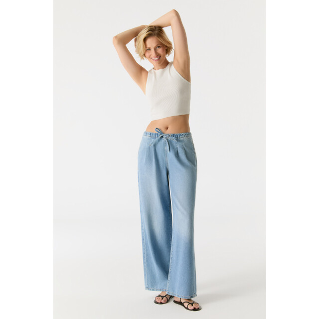 C.O.J. Denim Wide leg jogger light blue Ellen-102 large