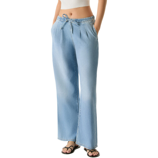 C.O.J. Denim Wide leg jogger light blue Ellen-102 large