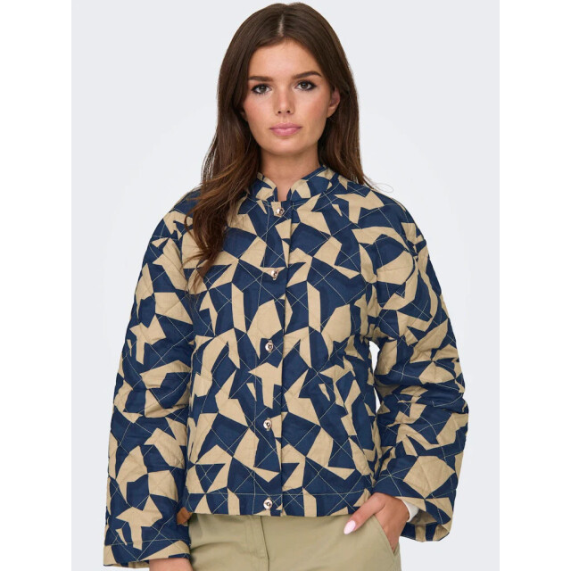 Jacqueline de Yong Zorah l/s quilted shacket 15343810 large