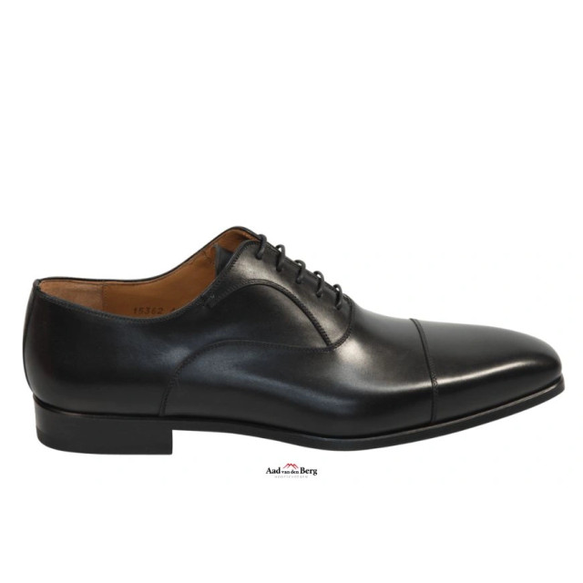 Magnanni 15362 270 H Veterschoenen Zwart 15362 270 H large