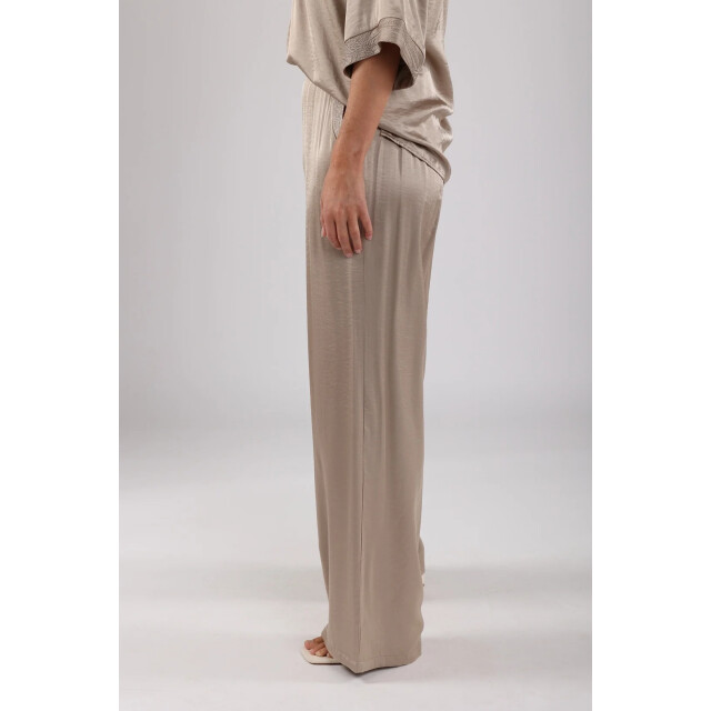 Nukus Nks09011 42 josephine pants silky dark sand NKS09011 42 large