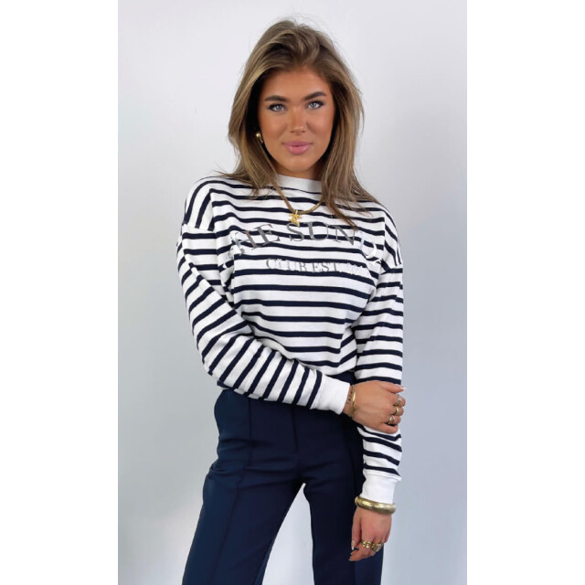 Nukus Noa pullover navy noa pullover off white navy large