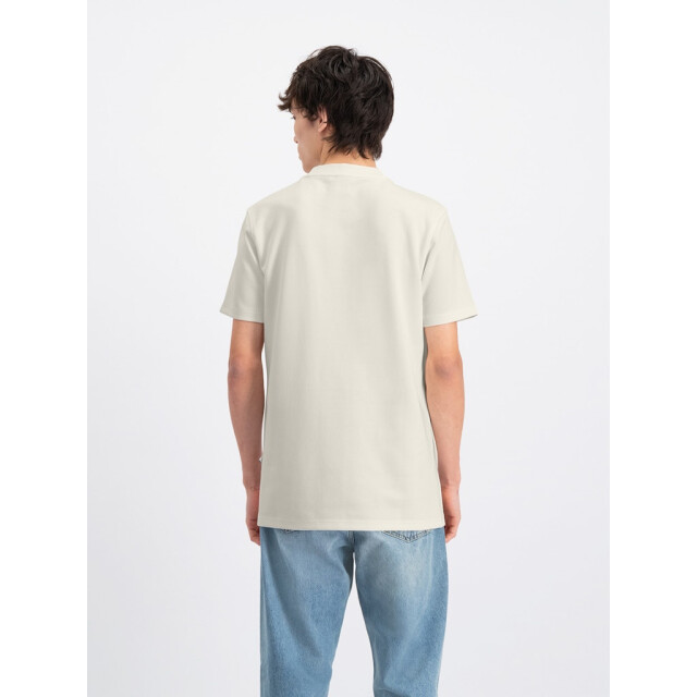 Law of the sea outcrop basic tee 660031 901 coconut milk 05011.112.0030 large