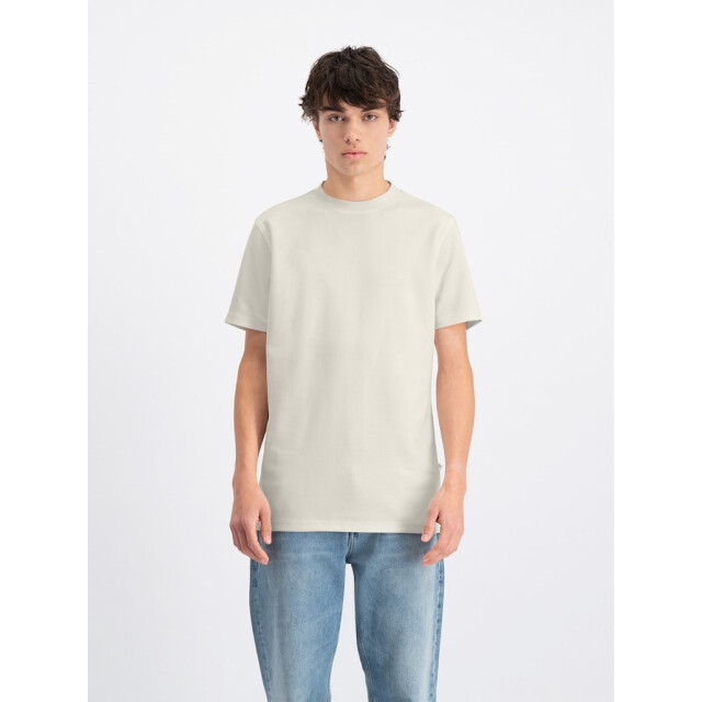 Law of the sea outcrop basic tee 660031 901 coconut milk 05011.112.0030 large