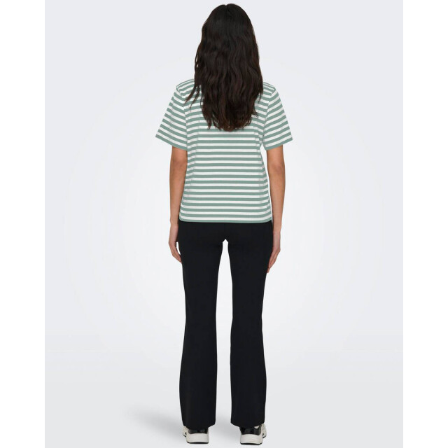 Only T-shirt 15272227 Only T-shirt 15272227 large