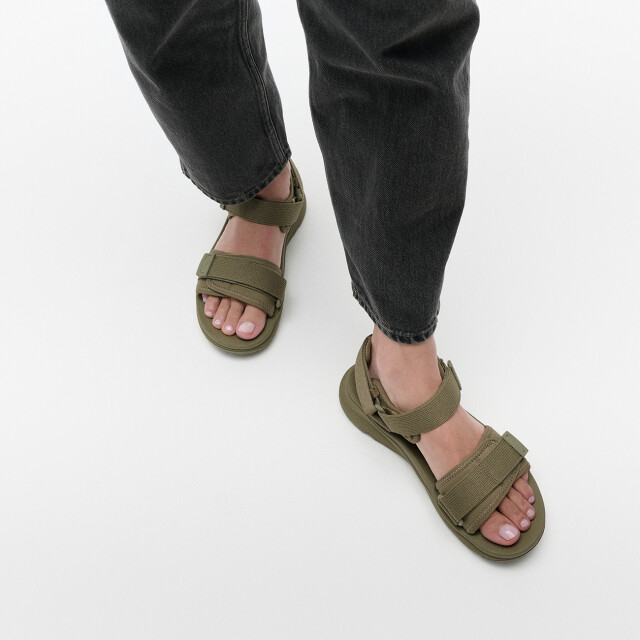 FitFlop Neo-d-hyker (xt) w/resistant adj. outdoor sandals IB9 large