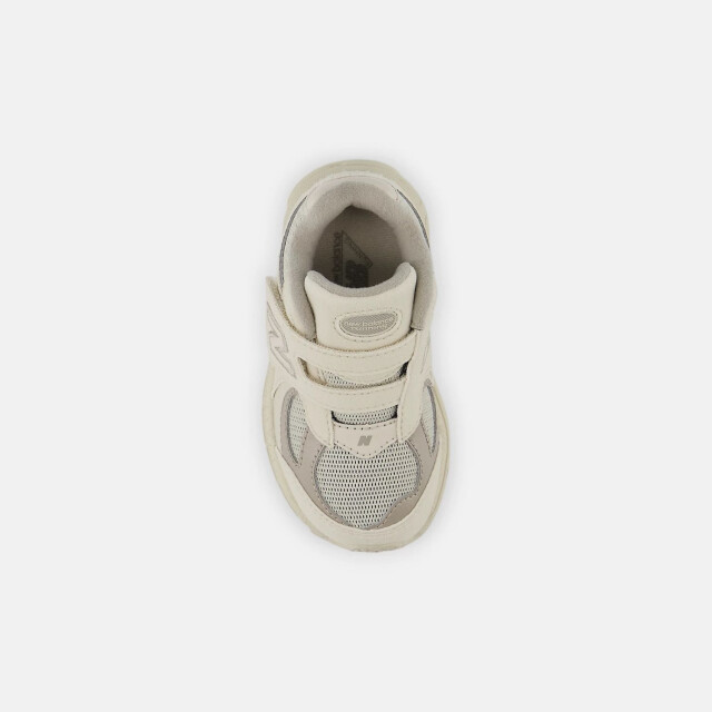 New Balance IV2002 Sneakers Beige IV2002 large