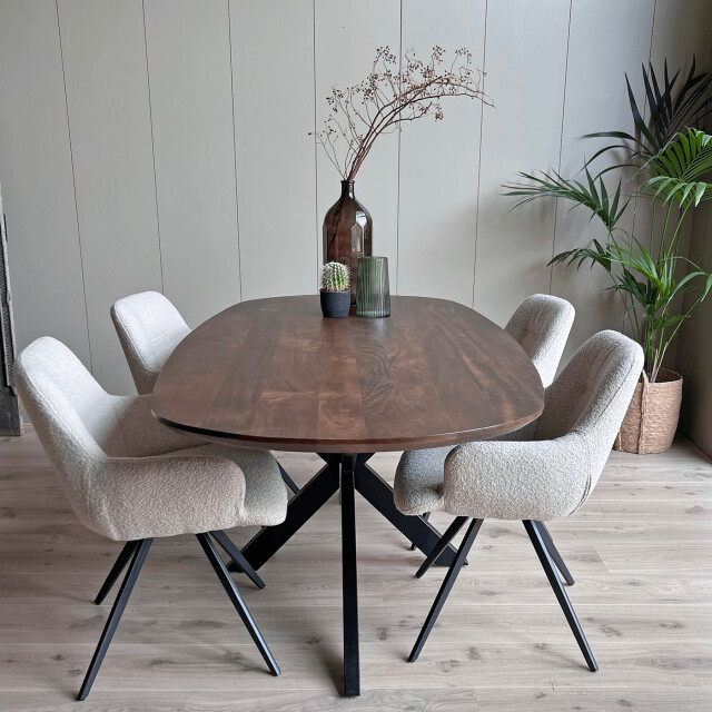 Old Inn Eettafel mango walnoot deens ovaal 200x100 cm met spinpoot 2202186 large