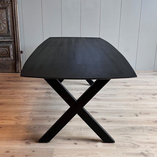 Old Inn Eetkamertafel mango deens ovaal zwart 200x100 cm met x poot 2892381 large