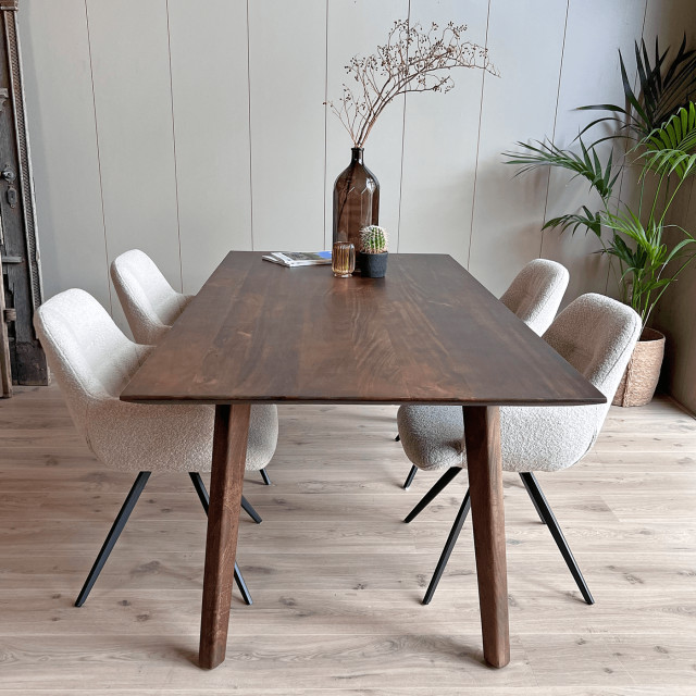 Old Inn Eetkamertafel mango walnoot met houten poot 240x100 cm 2314459 large