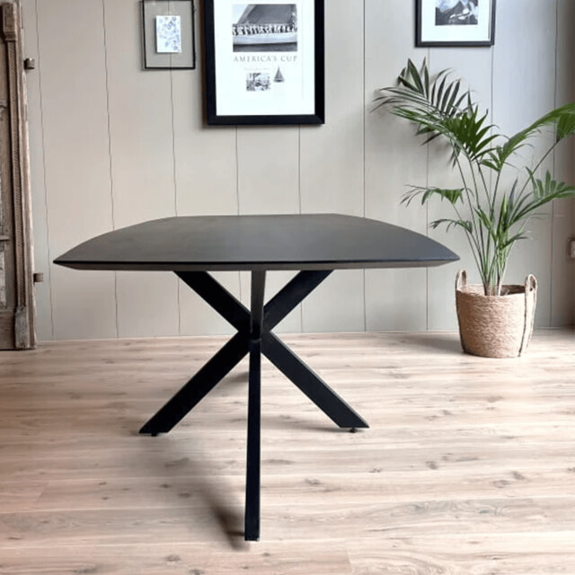 Old Inn Eetkamertafel mango deens ovaal zwart 200x100 cm met spinpoot 2892378 large