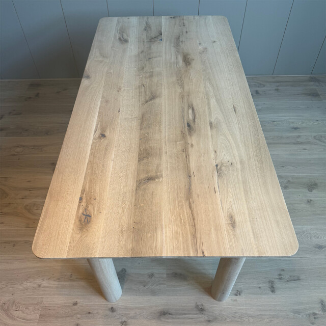 Old Inn Eetkamertafel edam eiken facet met hoekpoten 180x90cm 2945327 large