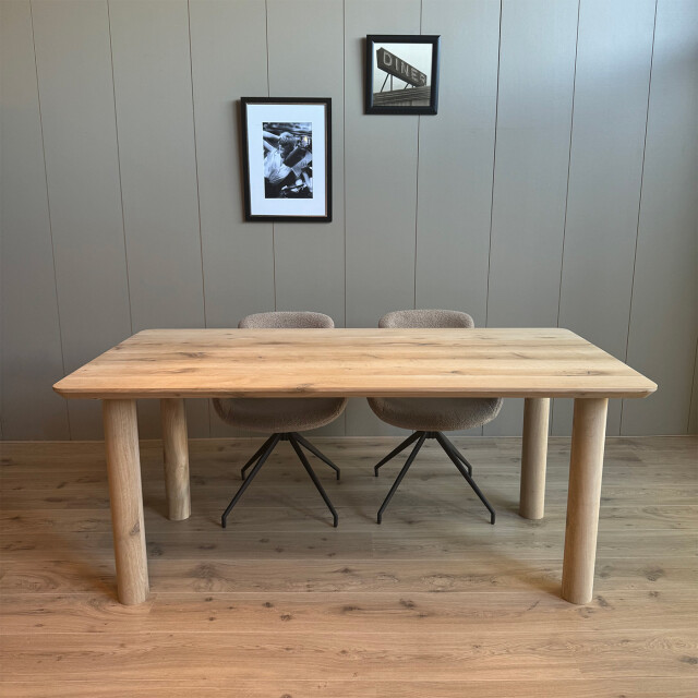 Old Inn Eetkamertafel edam eiken facet met hoekpoten 180x90cm 2945327 large