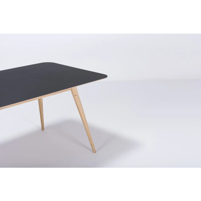 Gazzda Stafa table houten eettafel whitewash met linoleum tafelblad nero 220 x 90 2333126 large