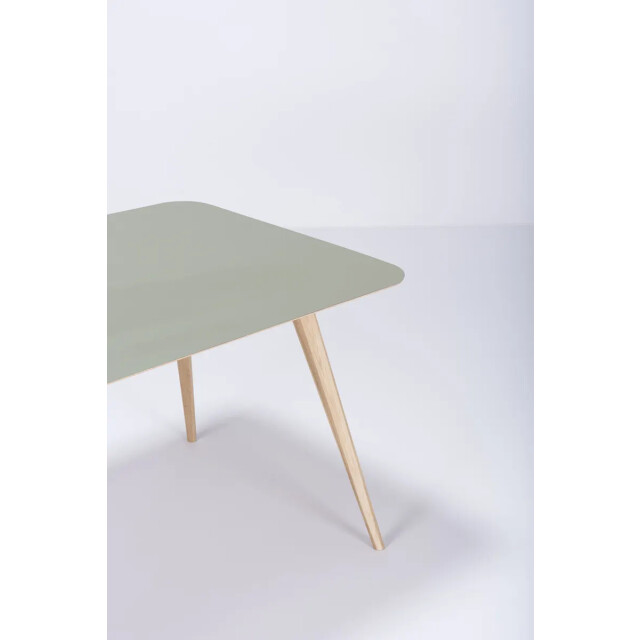 Gazzda Stafa table houten eettafel whitewash met linoleum tafelblad dark olive 140 2333121 large