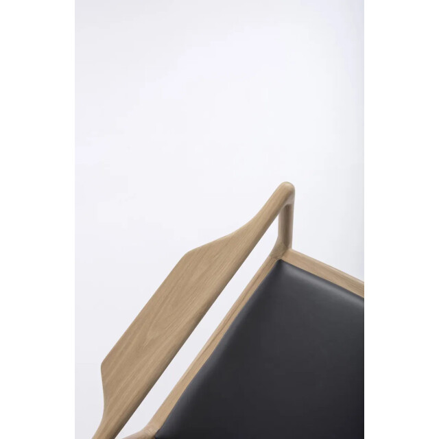 Gazzda Dedo lounge chair whitewash eiken dakar leather black zitting 2333102 large
