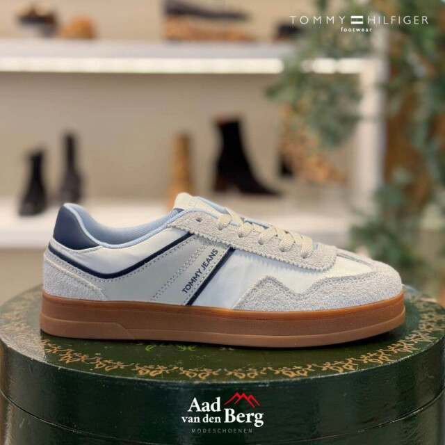 Tommy Hilfiger Damesschoenen sneakers EN0EN02730 large