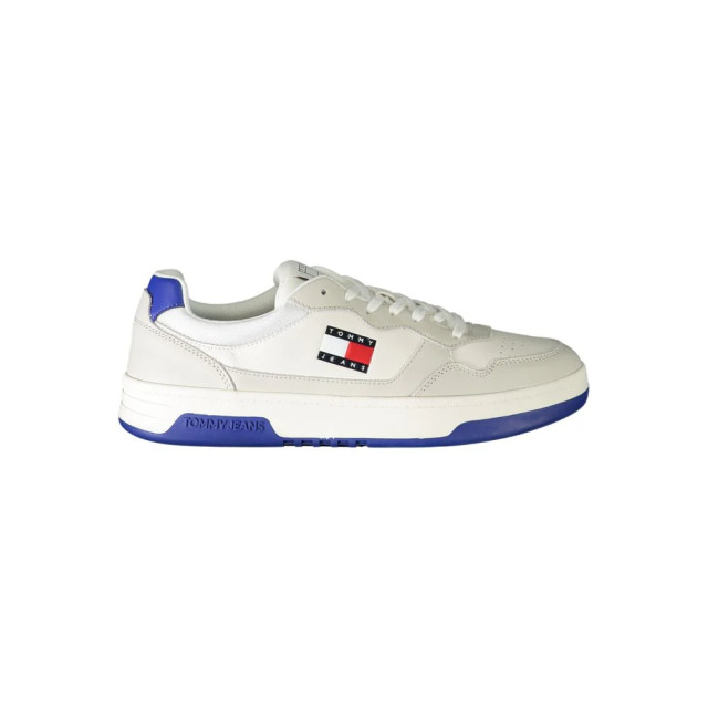 Tommy Hilfiger Te leren sneakers voor mannen met blauw accent Tommy Hilfiger Witte Leren Sneakers Voor Mannen Met Blauw Accent large