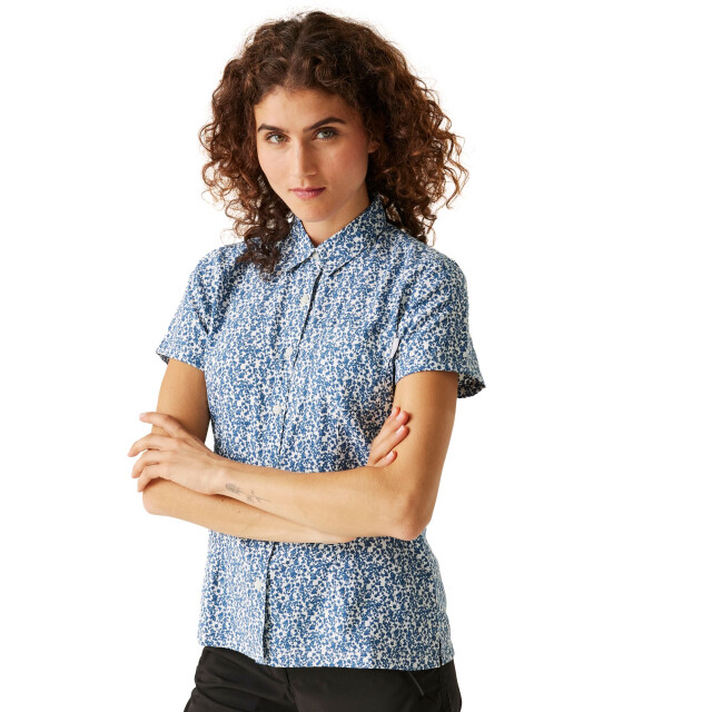 Regatta Dames mindano viii overhemd met ditsy print en korte mouwen UTRG10110_coronetblue large