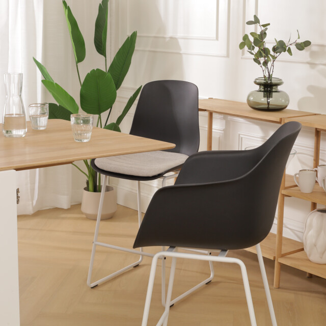 Nolon Nino-liz barkruk en beige zitkussen wit onderstel 75 cm 2411429 large