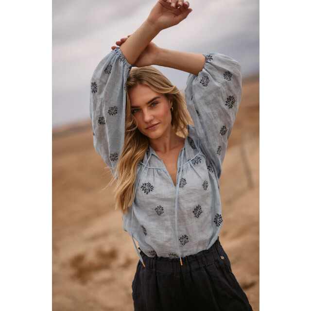 Nukus Nks02036 46 kaoutar blouse embroidery sky NKS02036 46 large