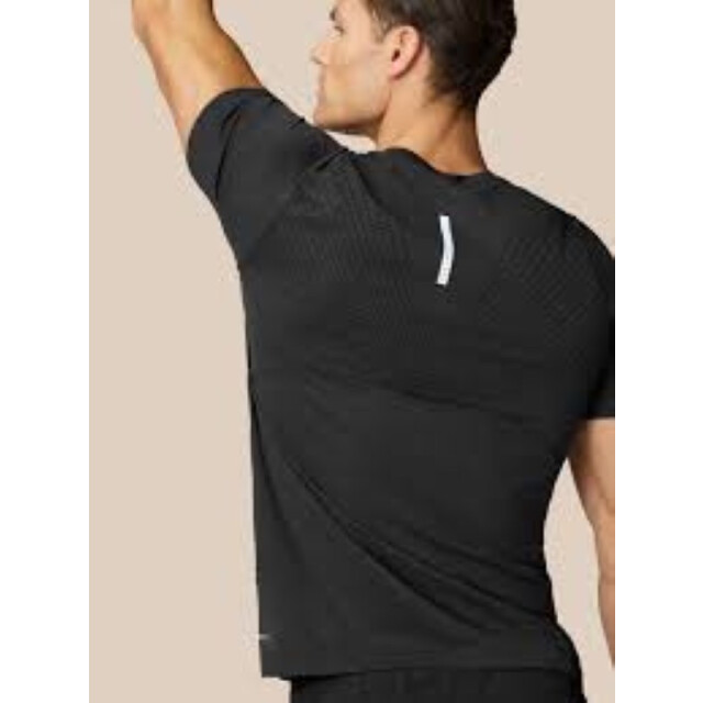 Castore Seamless ss t-shirt cme30968-011 CASTORE seamless ss t-shirt cme30968-011 large