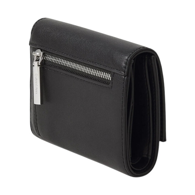 Calvin Klein Daily medium trifold portemonnee Calvin Klein Zwart Daily Medium Trifold Portemonnee large