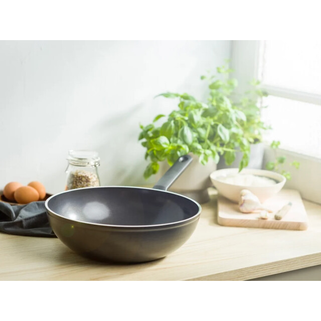 BK Cookware Bk easy induction ceramic wok 30cm CC004376-001 large
