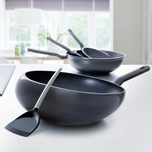 BK Cookware Bk easy induction wokarang 30cm CC004891-001 large