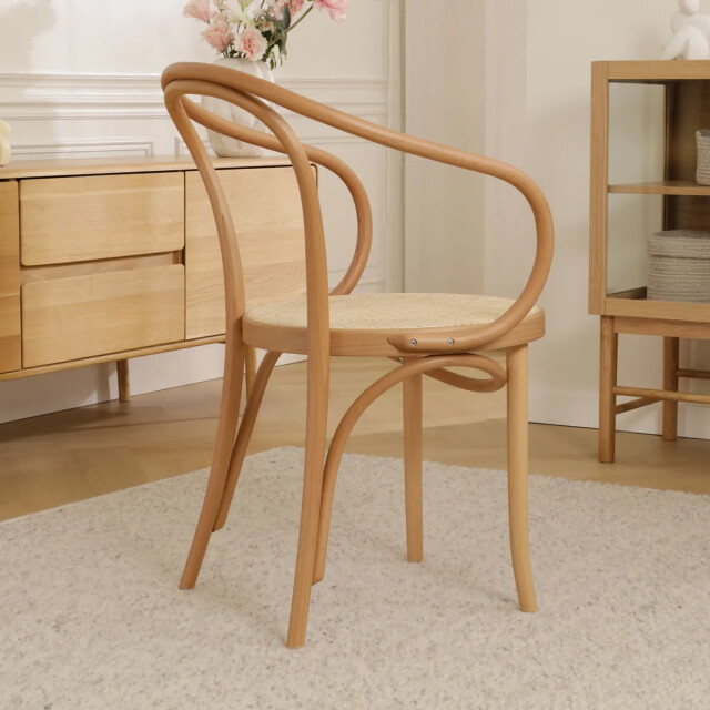Fameg Venice no. 9 houten eetkamerstoel met armleuningen en rotan zitting naturel 2028234 large