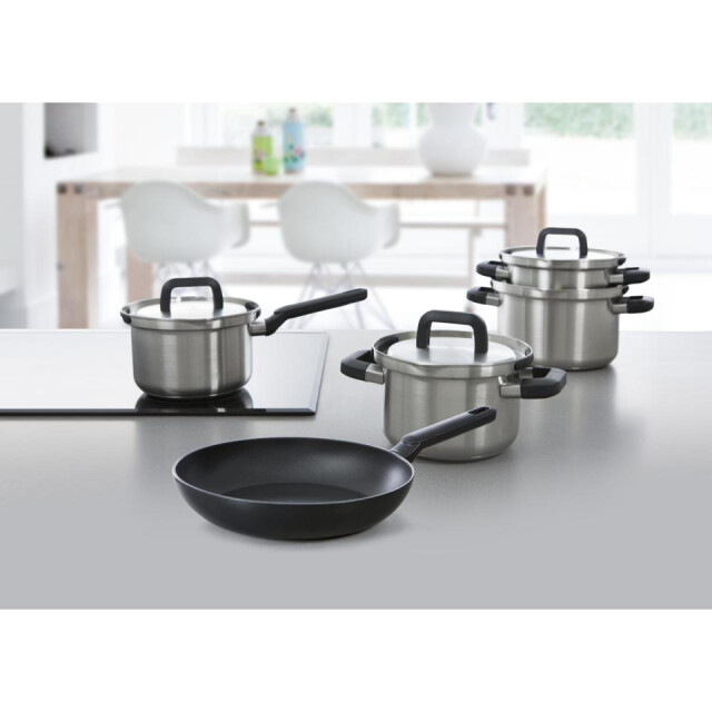 BK Cookware Bk flow cool kookpannenset 4 delig + koekenpan 24 cm B9920.035 large