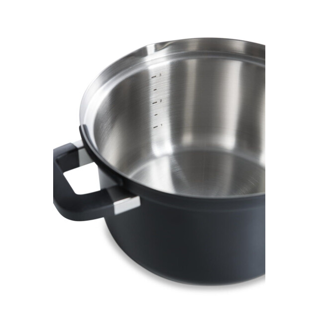 BK Cookware Bk flow cool black soeppan- 24 cm rvs veilig afgietsysteem B2478.324 large