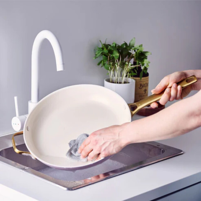 Greenpan Padova blush pink 10-delige pannenset copy CC008483-001 large