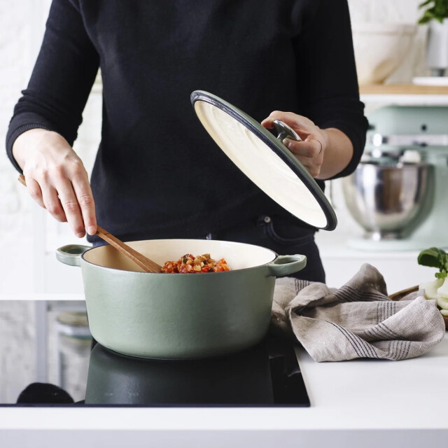 BK Cookware Bk bourgogne braadpan olive green 24 cm gietijzer H6081.524 large