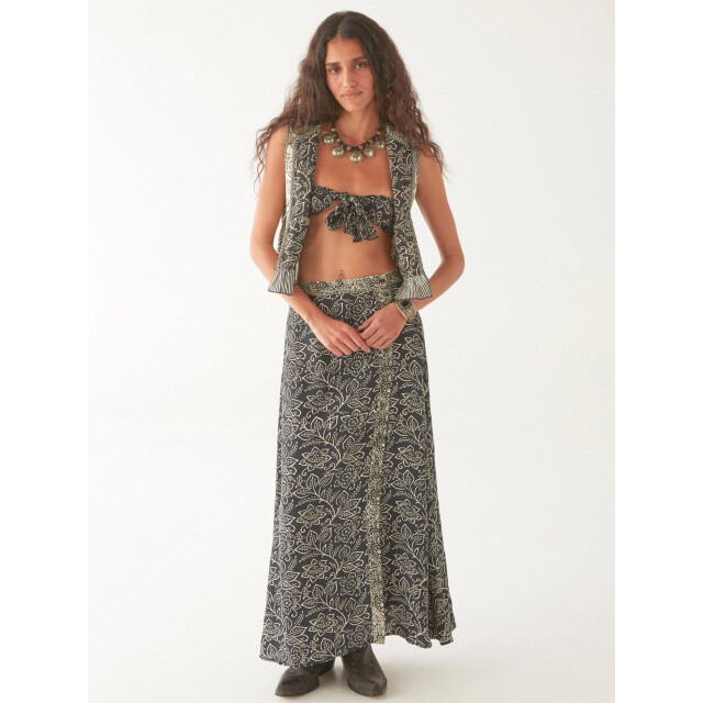 Maison Hotel Eeva skirt black sheep Eeva skirt black she large