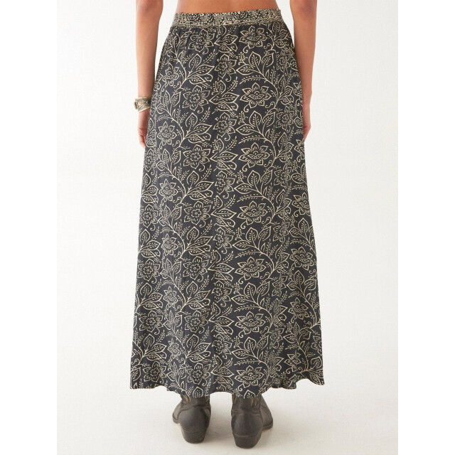 Maison Hotel Eeva skirt black sheep Eeva skirt black she large