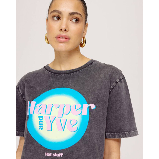 Harper & Yve T-shirt ss25y305 hotstuff Harper & Yve T-shirt SS25Y305 HOTSTUFF large