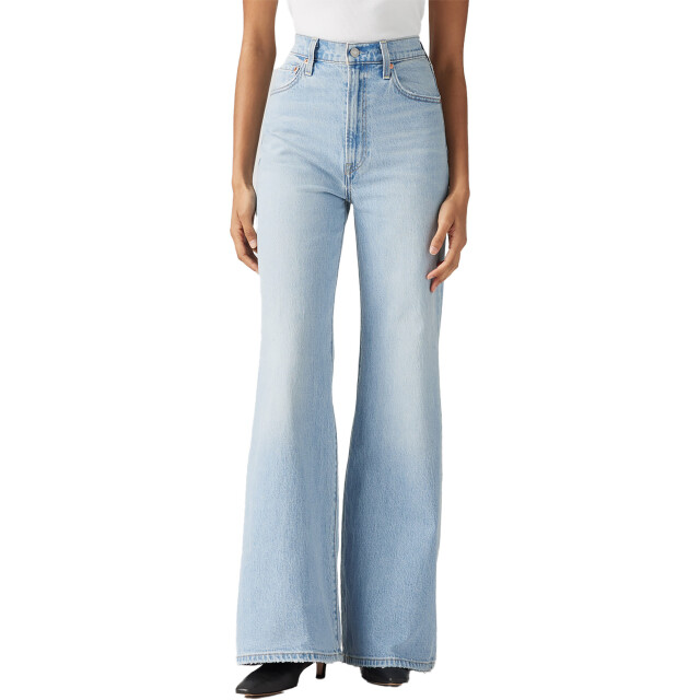 Levi's Ribcage bells sits well together A7503-0021 large
